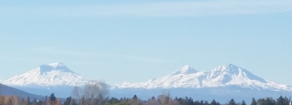 Passing by the 3 Sisters