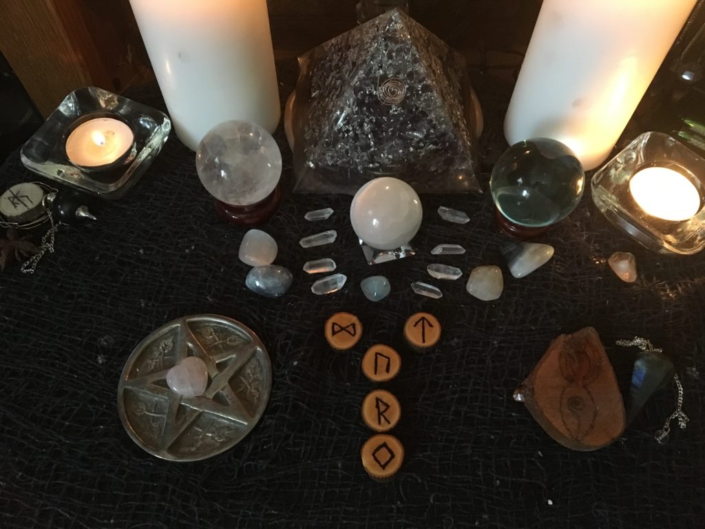 Inguz and the Desire Within ~ Runecasting for 23 April 2018
