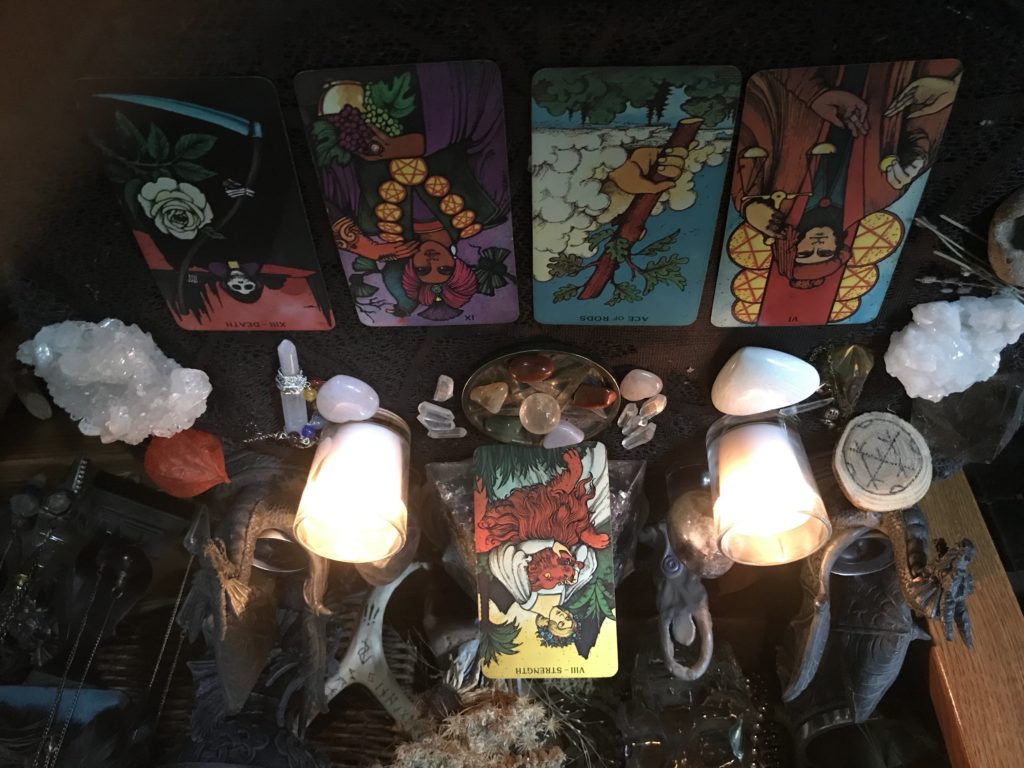 Monthly Tarot - July 2019