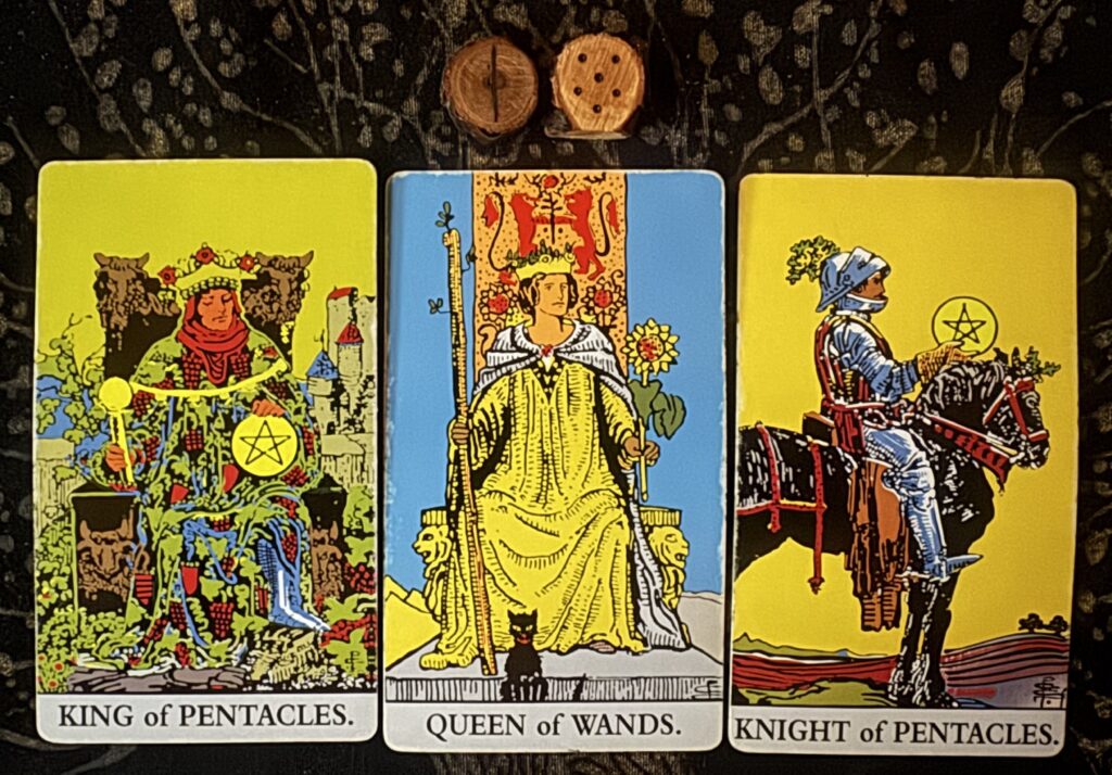 Runes: Isa, Acquisitio
Cards: King of Pentacles, Queen of Wands, Knight of Pentacles